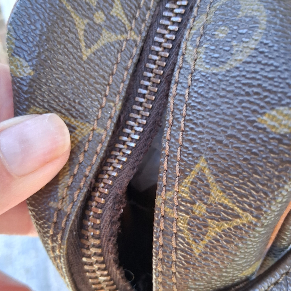 Louis Vuitton Marceau Monogram GM Crossbody Authentic Vintage Eclair Zip - Picture 8 of 16
